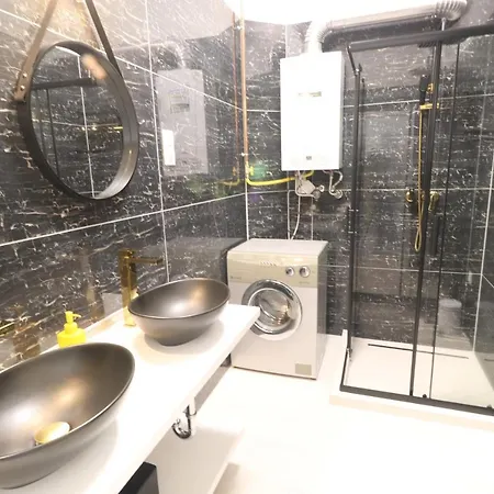 Apartment Black Or White Szeged